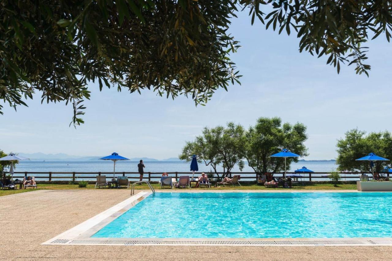 Appartamento Pebbles And Sea At Barbati With Shared Pool Esterno foto